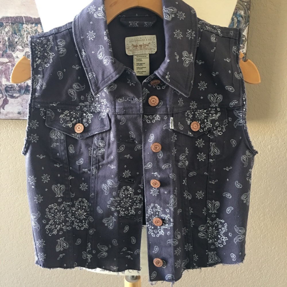Levi Strauss & Co. Bandana Cropped Vest XS